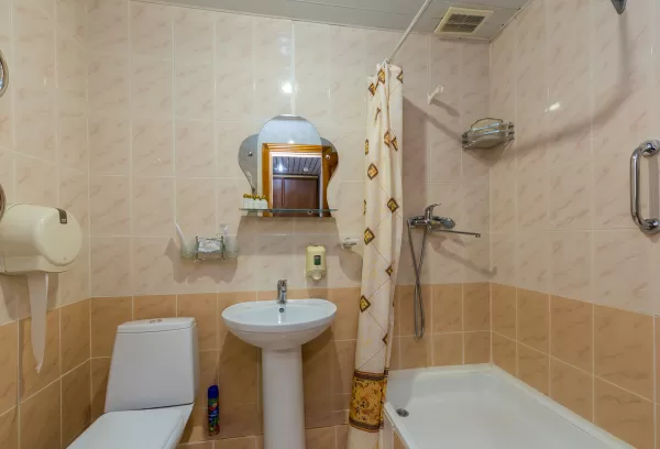 Стандарт двухместный двухкомнатный 1 категории в санатории Тельмана в городе Железноводске - фотография