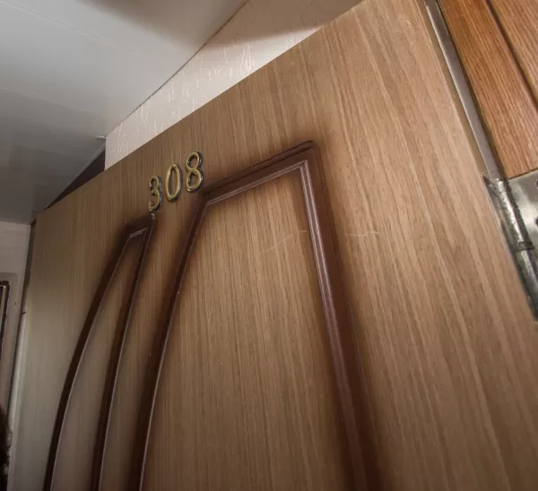 Стандарт одноместный однокомнатный 2 категории в санатории Тельмана в городе Железноводске - фотография