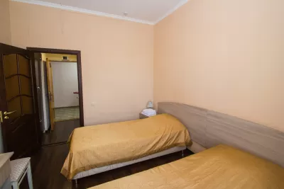 Стандарт двухместный однокомнатный 1 категории в санатории Тельмана в городе Железноводске - фотография