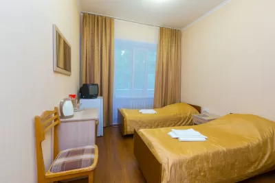 Стандарт двухместный однокомнатный 1 категории в санатории Тельмана в городе Железноводске - фотография