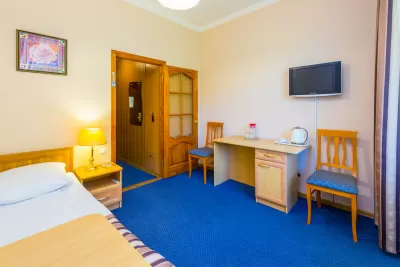 Стандарт одноместный однокомнатный 3 категории в санатории Тельмана в городе Железноводске - фотография